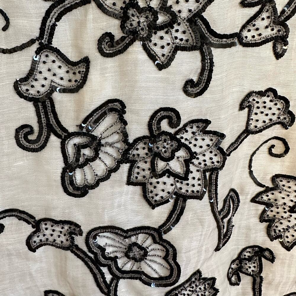 Armani Collezioni Black and White Floral Top - Picture 2 of 13